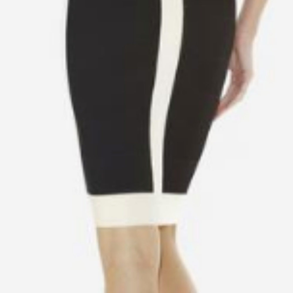 Herve Leger Gwyneth Essential Scoop Neck Dress - Picture 4 of 4